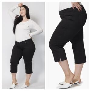 SLINK Jeans Women's Straight Leg Capri Jeans Solid Black Size 18